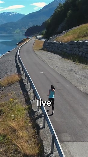 39K views · 121 reactions | There are the 2 main hip fractures we see ALL the time ‼️ | Ortho NorthEast "ONE" | Facebook