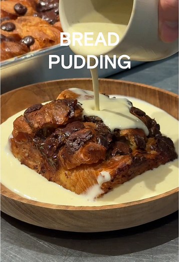 Delicious Chocolate Chip Bread Pudding Recipe