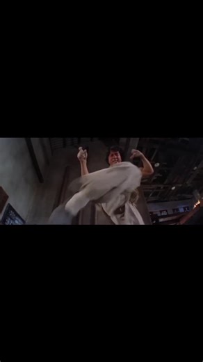 @fight_scenes_movies on Instagram: "Drunken Master 2 - Jackie Chan vs Ken Lo part 3 Directed by Liu Chia-Liang and Jackie Chan (1994) Plot : In turbulent China before World War I, the collapse of the Manchu Dynasty fuels violent uprisings and political chaos - the perfect setting for a grand-scale smuggling ring led by an unscrupulous British consul. When the ring plots to steal China's crown jewels, only one man - legendary 'Drunken Fist' master Huang Fei-hung (Chan) - possesses the courage and