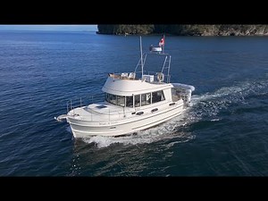 2007 Camano 31 - Calibre Yacht Sales - 4K