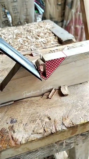 Neat wood carving technique