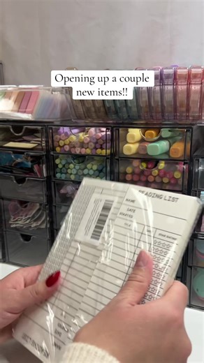 Loving these cute little sticky notes!! I think I’m addicted with buying new stuff for my business, I currently have a cart full of more stuff I want to add to the bundles😬 #bookishbundles #stationarysupplies #bookishbox #smallbusiness #bookishmerch