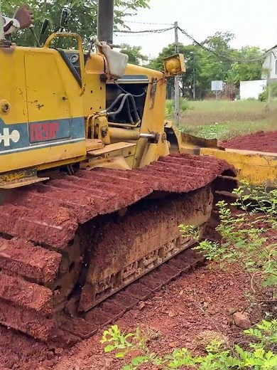 #bulldozerofficial #constructionvehicle #excavator #machinerychannel #dumptruck #heavyvehicle #usa