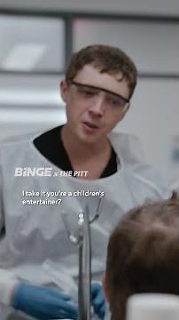 Doctor does intraosseous infusion procedure on an awake patient | The Pitt | BINGE