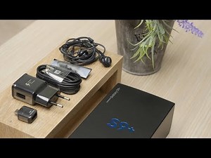 Samsung Galaxy S9+ unboxing