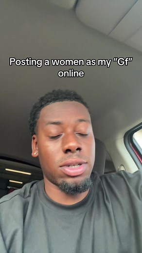 Navigating Online Relationships with Your Girlfriend