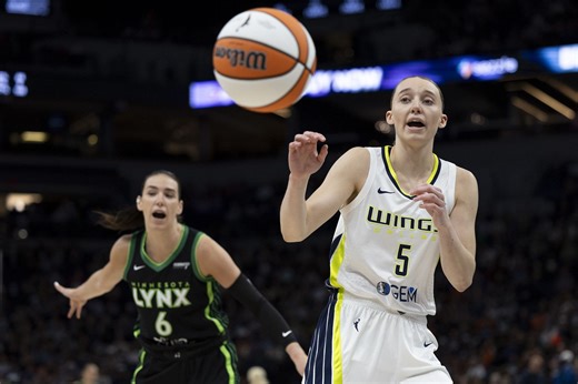 "Running around like blind old woman": WNBA fans troll Paige Bueckers after $250,000 Lynx star exploits Wings rookie's weakness