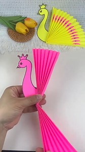 2.4M views · 26K reactions | Easy peacock 連 craft ideas #reelsvideoシ #reelsviralシ #reelsviralfb #reelsfypシ #heyaansworld #dailypracticeworksheets #worksheet #reelsfacebook #reelschallenge #worksheetsforkids #craft | Heyaan's World | Facebook