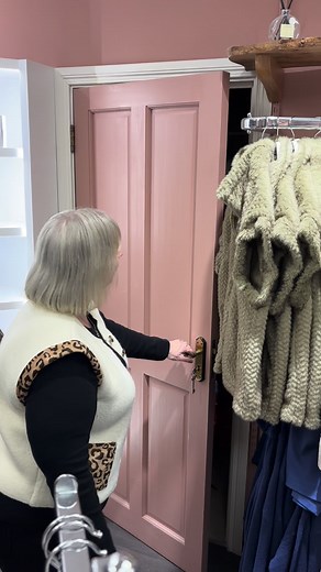 1.6K views · 46 reactions | Mariah’s defrosting… which can only mean one thing… retail time is about to speed up again!  Goodbye autumn leaves, hello tinsel! ➡️ | Daisy Lane | Facebook