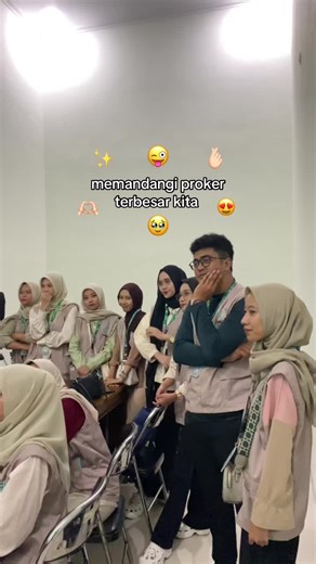 Exploring the Largest Community Programs