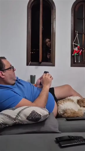 Funny scary prank 😂 #funnyprank #scared #lol #jumscare #scareprank #relax #laughing #viral