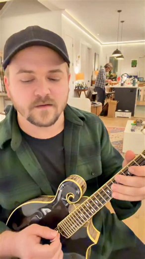 Be honest, how many did you remember, and how many of these do you think you’ll be hearing on the Evergreen tour? (I know the answer to the 2nd one 👀)… https://www.hunterhayes.com/#tour | Hunter Hayes