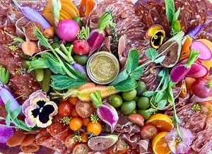 How to Create a Balanced and Beautiful Charcuterie Board, According to an Expert