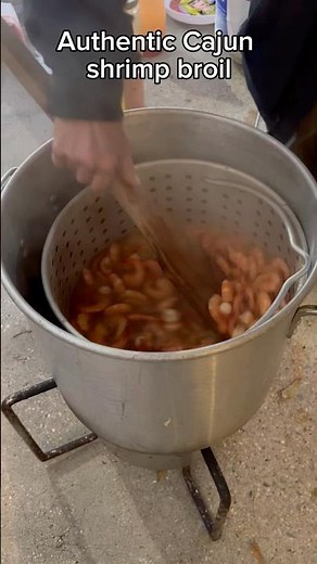 How to Make an Authentic Cajun Shrimp Boil 🍤🔥