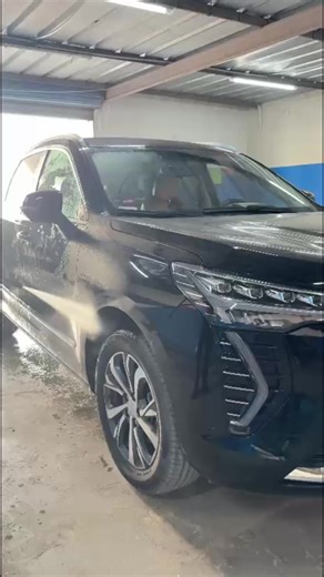 🚗✨ Offrez à votre voiture un vrai moment de soin Un lavage professionnel qui fait toute la différence 🧼 Lavage intérieur & extérieur ✨ Finition soignée, brillance garantie 📍 Route El Aïn km 4,5 📞 24 44 10 50 #LavageAuto #AutoCare #VoiturePropre #CarWash #Detailing