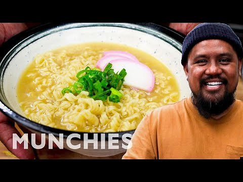 How To Make Saimin - Hawaii's Ramen Noodle Soup