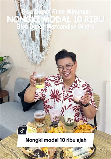 Nongki modal 10 ribu ajah trus bisa dpat minuman gratis lagi sma berbgai merchandise menarik dari mereka kefo 😍🎉 Yashhh ini di @ziro.kopi tempat nongki yg ramah di kantong plus banyak plus plus nya kefo ✨ -Di Ziro Kopi minimal transaksi 50 rb, dapat kupon undian, yang nantinya berkesempatan utk mendapatkan merchandise (merchandisenya menarik, ada terpajang di toko) - Mereka juga ada program loyalty card, jadi tiap transaksi mendapatkan 1 stamp, nah jika sudah berjumlah 9 stamp, maka dapat free