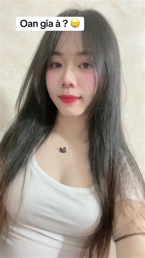 Có những người , mình chả làm gì họ , mà họ cũng ghét mình , là sao nhỉ 🥹