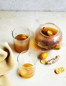 Infusion de curcuma, kumquat et vanille pour 4 personnes - Recettes - Elle à Table