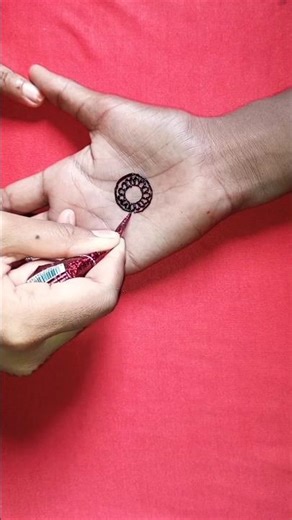 "Simple & Stylish Mehndi Design | Easy Mehndi Design for Beginners 2025 | Mehndi Tutorial #shorts"