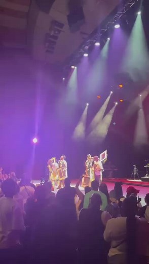 Received my first plaque🙏💿 Sjava - Typhoon (ft Qwellers) produced by Me. certified platinum 🙏🥂💿 God is great. thank you for the support