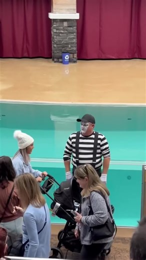 Tom the Mime: Hilarious Mime Performances to Enjoy