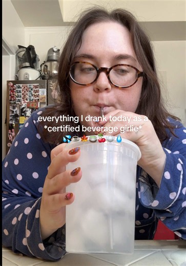 another day of beverages! so many good ones…. I’m still thinking bout those fruit punch cubes 🍒🧊 and that tea! AND THAT MATCHA! Definitely going to be making alllll of these again! (also shout out anyone who recognizes my shirt…. Patricia 4ever) #beverages #drinks #watertok #proteincoffee #icedcoffee @Organic Valley @Nespresso @Spindrift @Premier Protein @Anthropologie @Vive Organic Wellness Shots @rocky's matcha @Chobani @HYDROJUG @Stash Tea