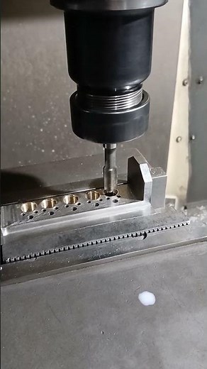 NX CAM Programming , Tapping program on VMC machine