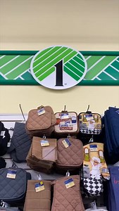 2.1M views · 17K reactions | Grab a Dollar Tree potholder...﫢 @creativeramblings #DIY #DollarTree #DollarTreeDIY #Kitchen #Hack | Sarah Nicole | Facebook