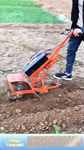 Luồn lách trên đồng ruộng: Sức mạnh linh hoạt của chiếc máy đào rãnh điện