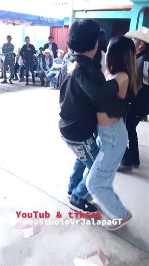 Baile de Santa María Xalapan en Jalapa, Guatemala