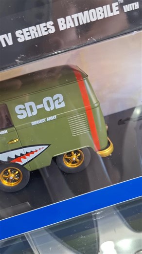 58K views · 1.2K reactions | ❤️ Trocas perronas ❤️ #fblifestyle #mariotoys #gmc #cheyenne #batman #batimovil #volkswagen #combi #car #cars #classiccar #musclecar #classiccarshow #vintagestyle #exoticcars #supercar #sportcar #hypercar #scale #diecast #collection #actopan | Mario Toys | Facebook