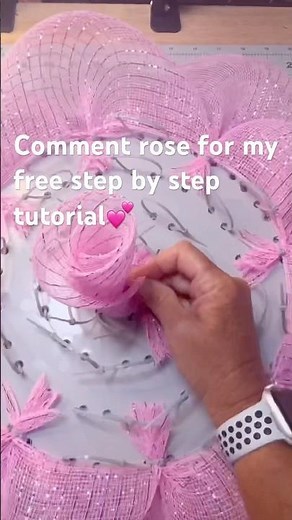 How To Make a Flower Wreath/ Valentines Day Wreath/ Flower Wreath/ Deco Mesh Wreath/ Easy Wreath