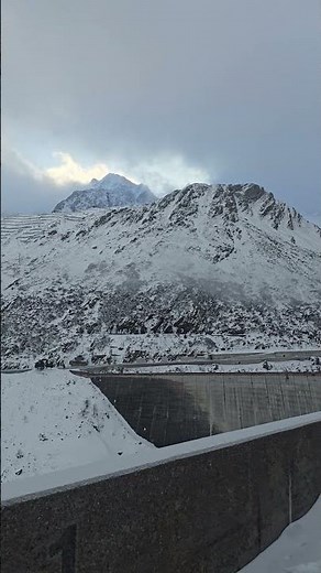 SWITZERLAND 🤩 SOLI TRA LE NUVOLE , IL PASSO PIÙ BELLO DELLE ALPI? 🇨🇭