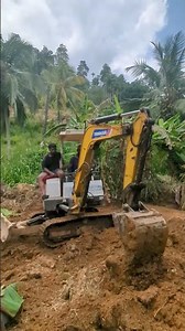 Massive Soil Excavation – Watch the Earth Move! 😱🚜 This Excavator Moves Earth Like Nothing! 😱