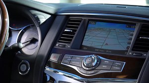 2018 INFINITI QX80 Interior Design in Silver