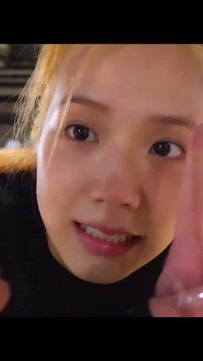 Blond Jisoo Flower Dance Practice | JISOO BLACKPINK