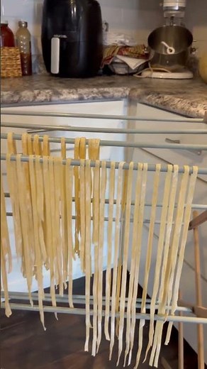 Drying homemade pasta - my way. Easy!