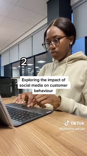 EPQ Ideas for Business | How to Write an EPQ with A* Tips