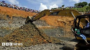 Colombia mine collapse: Diggers brought in to search