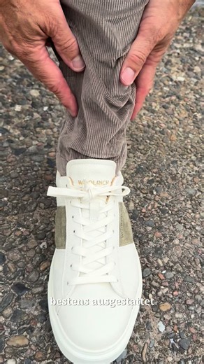 In Timmendorfer Strand gibt's rauschende Wellen, endlose Strände, frischen Wind – und gleich zwei Coast Clothing Stores, die euch für jedes Wetter und jede Saison perfekt ausstatten. 🌊✨ Kommt vorbei, entdeckt die neuesten Herbst- und Winterkollektionen und dann nichts wie ab an den Strand, schön warm eingepackt und mit ganz viel Style. 🍁 #TimmendorferStrand #WinterReady #CoastClothing | OQ Coast Clothing