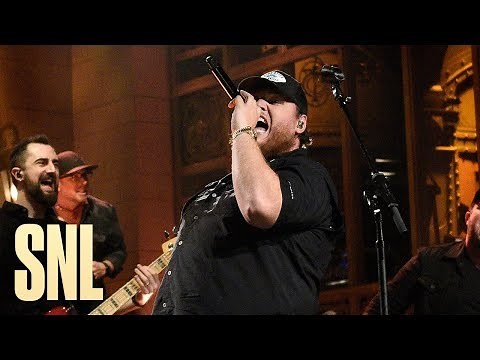Luke Combs: Beer Never Broke My Heart (Live) - SNL