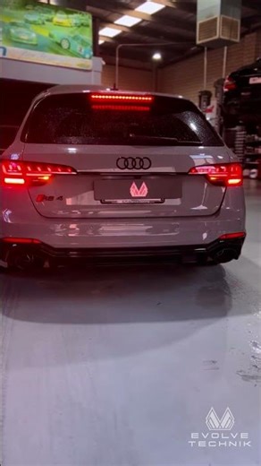 Audi RS4 ECU + Eventuri Intake