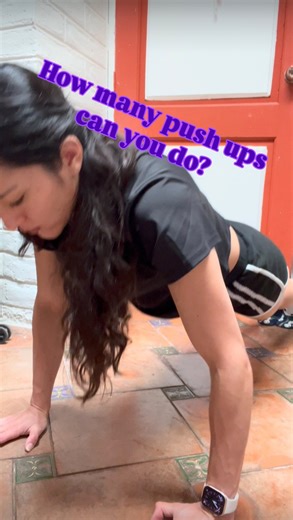 Emi on Instagram: "Some of you asked how many push-ups I can do — here’s the answer, with proof 😄😁 #フィットネス #筋トレ女子 #fitnessjourney #gymlife #fitnessmotivation"