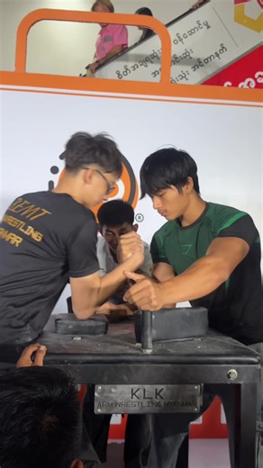 Aung Moe Win Vs Akimbo Clone #klkarmwrestling #fyp #sports #public #strength