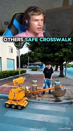 How to Cross the Road SAFELY?!🚦😱 #shorts #interesting #challenge #fonk #edit #meme #joke #edit