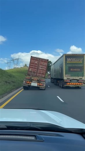 Truck Flips, Allegedly Due To Load Shift 😖 | Truck Driver Malawi