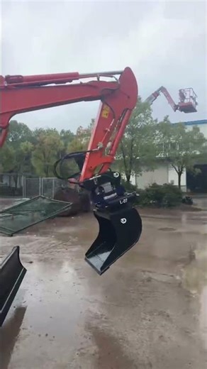 Lingdong Tiltrotator Launches Smart Position Locking for Stable, Precise Attachment Operation