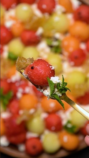 🍉 Melon & Feta Salad with Honey & Mint – The Perfect 5-Minute Summer Recipe!