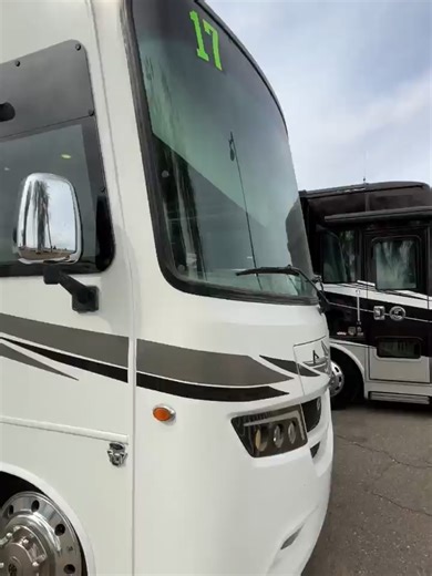 Exploring the 2017 Jayco Precept 31UL RV